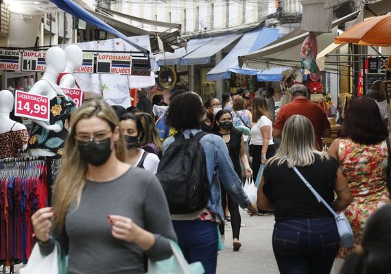 Pequenos negócios geram 72% das vagas de emprego no primeiro semestre