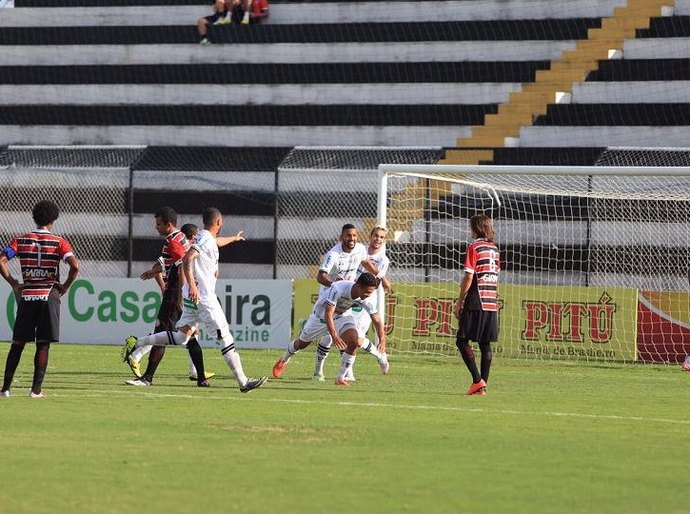Vica relaciona 20 jogadores no ASA para confronto diante do Santa Rita