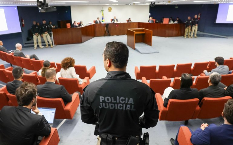 Por unanimidade, STF condena mais nove réus pela trama golpista