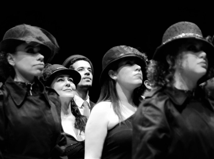 Maior Barato apresenta ‘Cantotempo’ no palco do Teatro Deodoro