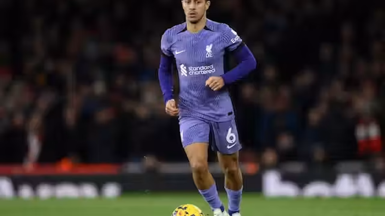 Thiago Alcântara deixa comissão técnica do Barcelona para liderar projeto com Jordi Alba