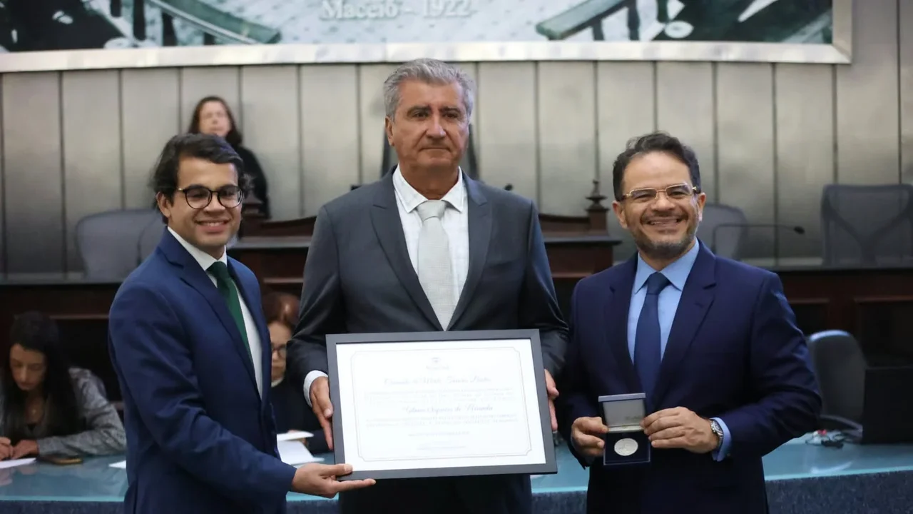 Alagoano com atuação nacional e internacional na pecuária recebe homenagem da Assembleia