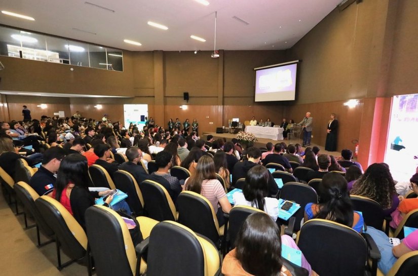 Cesmac celebra 25 anos do curso de Medicina Veterinária com edição especial da JOINVET