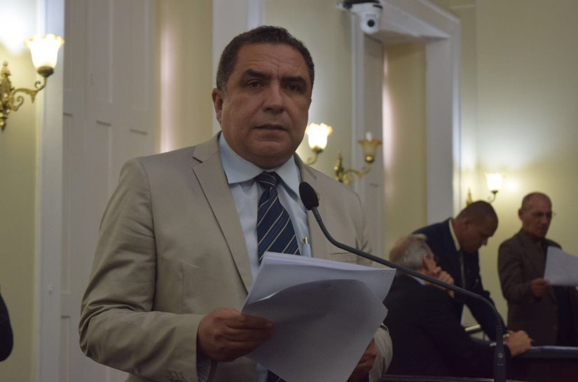 Inácio lembra os 102 anos da Fábrica da Pedra e lamenta crise vivida pela empresa