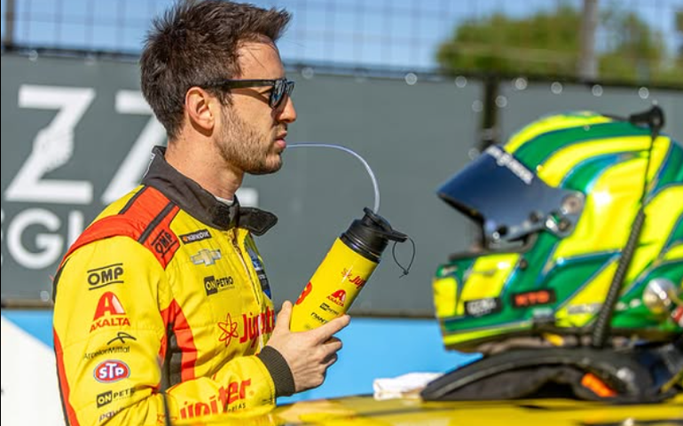 Gabriel Casagrande chega em 3º em Interlagos e é tricampeão da Stock Car