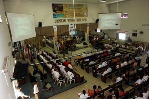 Culto matutino do Congresso de Militares, na sexta-feira