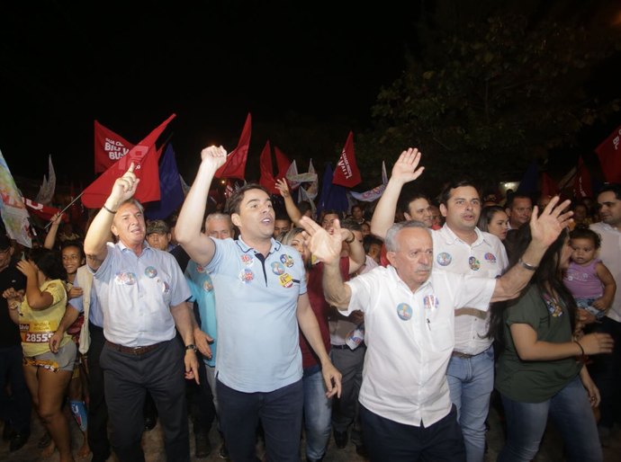 Kelmann firma parceria com Collor de respeito  aos moradores do Cidade Sorriso, no Benedito Bentes