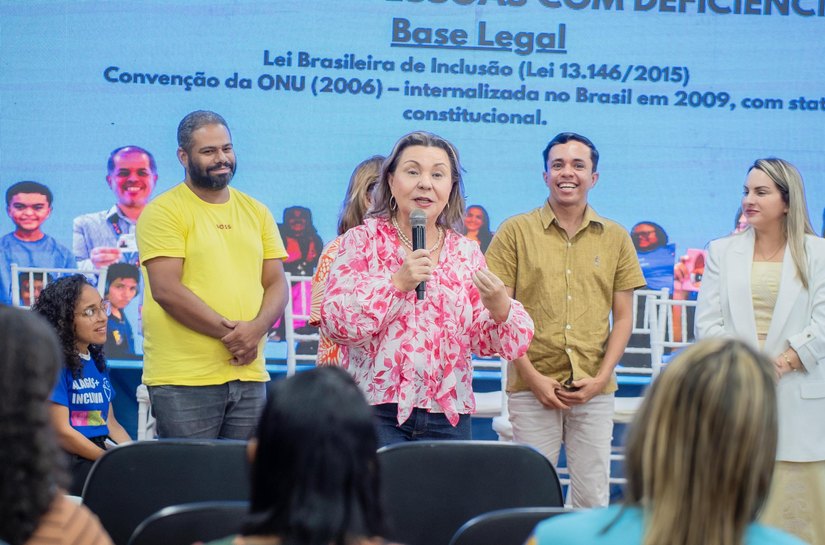 Governo de Alagoas promove letramento inclusivo com atividades para PcDs e cartilha anticapacitista