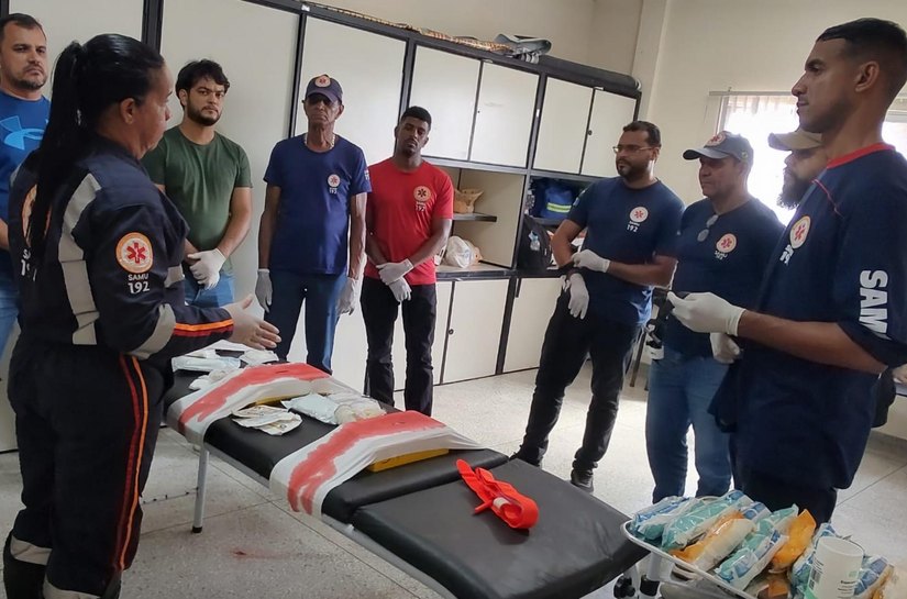 Profissionais do Samu concluem curso de Suporte Básico de Vida para atendimentos de urgência e emergência