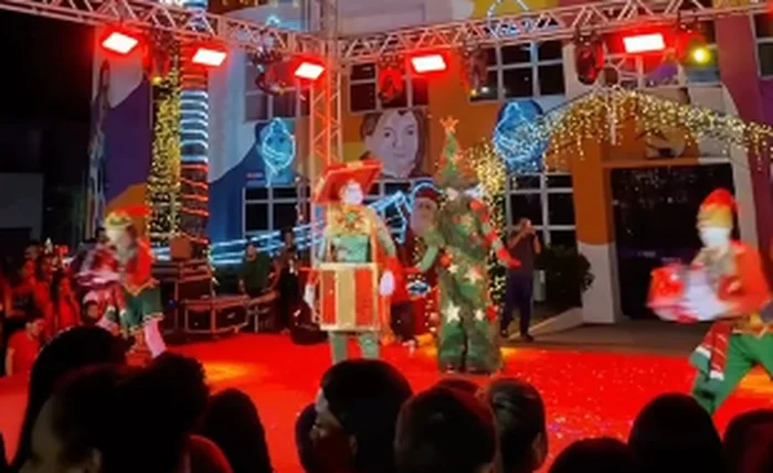 Pilar vive noite inesquecível na abertura do Natal da Feliz Cidade