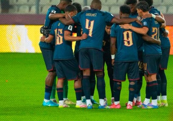 Equador empata em Lima, garante vaga na Copa e praticamente elimina o Peru