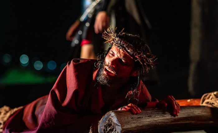 Sucesso de público e emoção marcam os 30 anos da Paixão de Cristo em São Miguel dos Campos