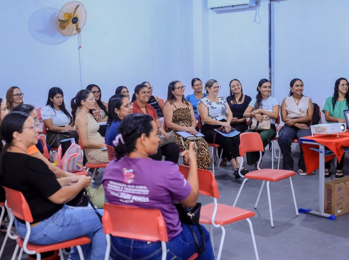 Programa Penedo Inclusiva capacita profissionais da Educação Especial em Língua Brasileira de Sinais