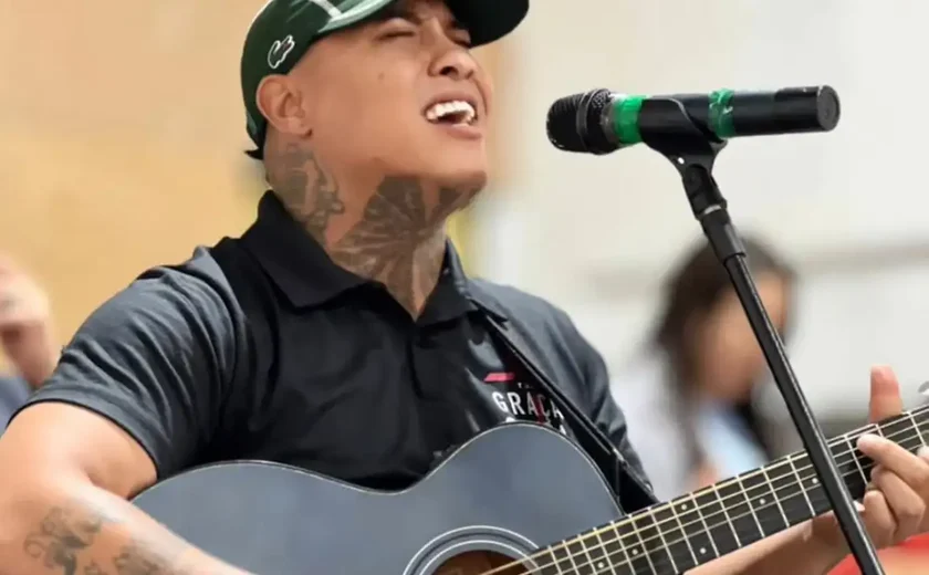 Polícia investiga abordagem que baleou cantor gospel virilizado na internet