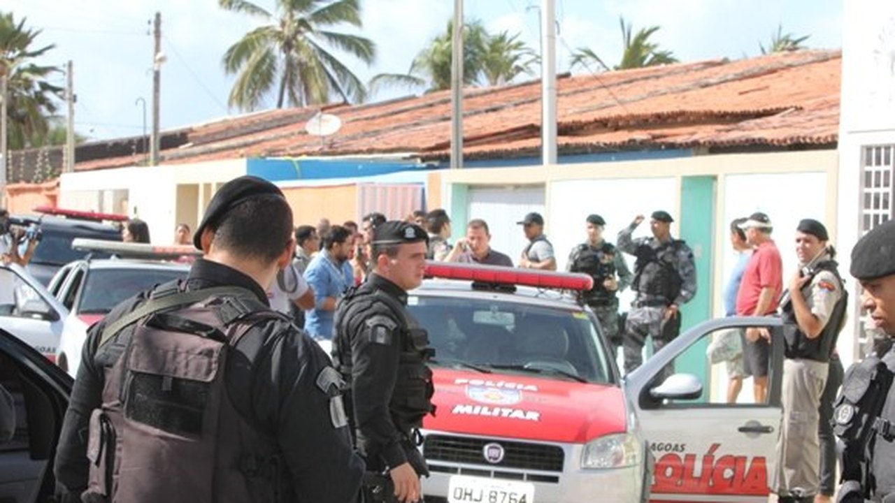 Governador elogia PM e destaca redução de 41% de homicídios