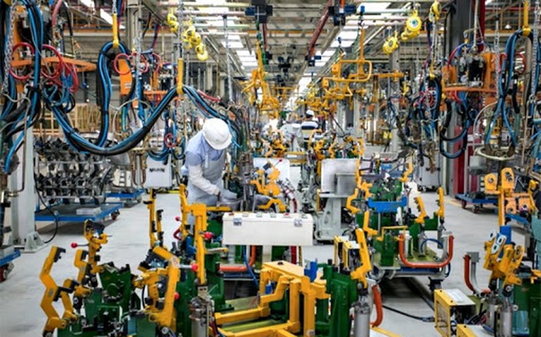 Confiança da Indústria cresce 2,4 pontos em abril, a 97,4 pontos, afirma FGV