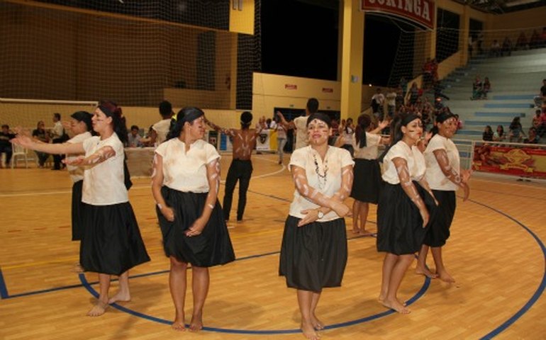 Arapiraca: Estudantes do EJA realizam gincana sobre Consciência Negra
