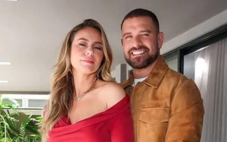Paolla Oliveira e Diogo Nogueira criam cachorro juntos e atriz adota 18 pets durante namoro