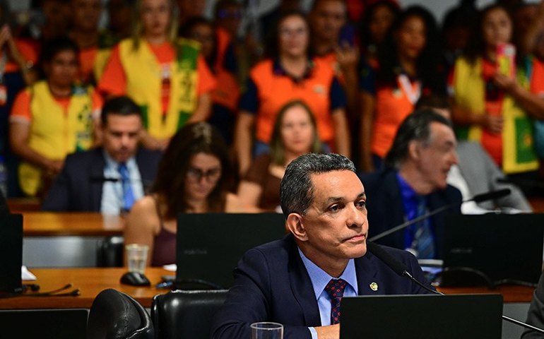 CAS aprova incentivo para diagnóstico do autismo em adultos e idosos