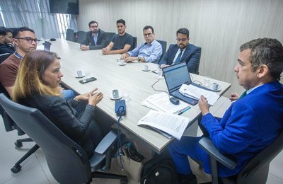 Defensoria Pública e representantes de farmácias discutem fornecimento de CPF de consumidores