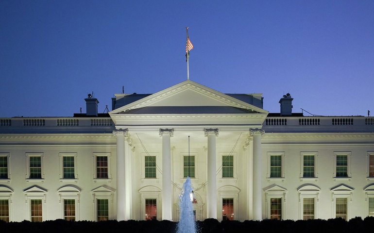 EUA se preparam para declarar estado de emergência para justificar tarifas sobre o Brasil, diz mídia