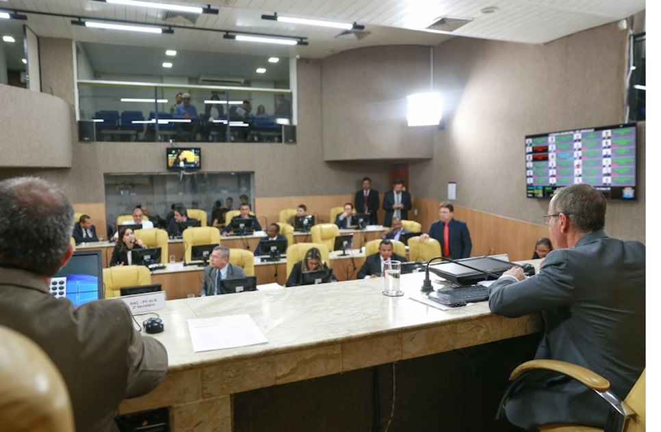 Votação do empréstimo / Foto: Gilton Rosas/CMA