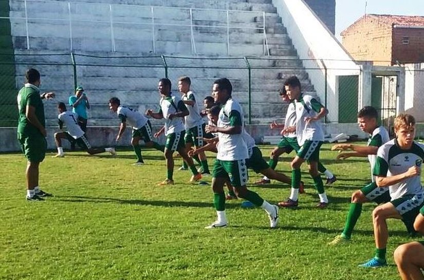 Coruripe se reapresenta após vitória, titulares e reservas fizeram trabalho no Gersão