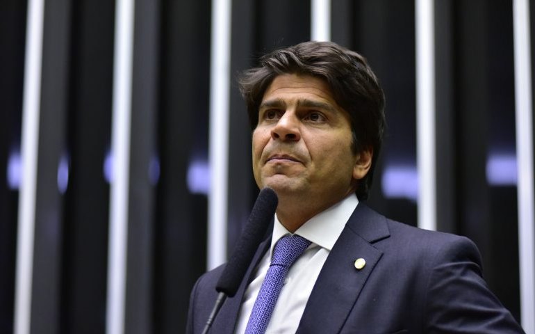 Super-ricos: relator reduz para 6% alíquota para regularização de fundos exclusivos e offshores em 2023