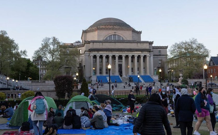 Manifestantes tomam prédio da Universidade Columbia, em Nova York; veja vídeo