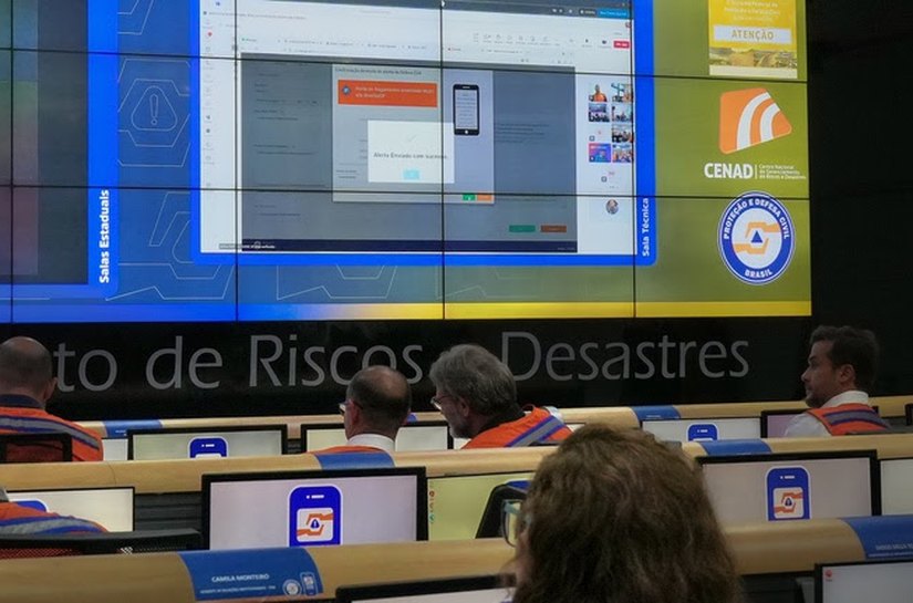 Operação do Defesa Civil Alerta completa um ano com 630 alertas enviados