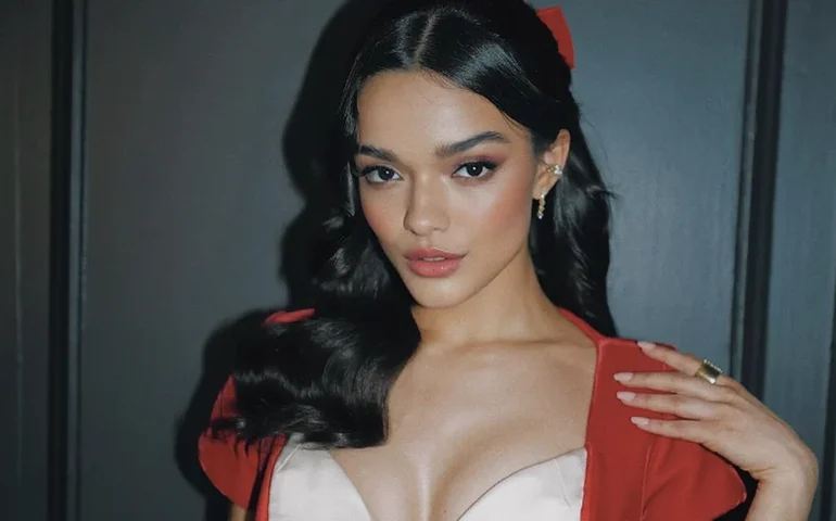 Rachel Zegler é acusada de prejudicar 'Branca de Neve' ao se posicionar a favor da Palestina