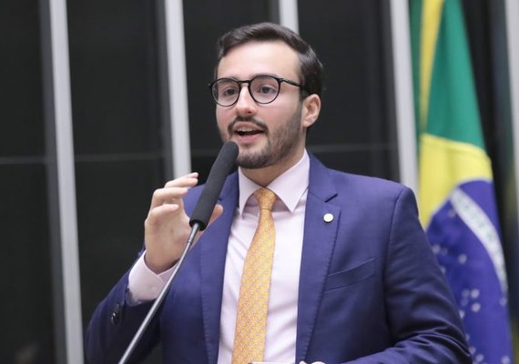 Comissão aprova projeto que inclui oncologia pediátrica nos cursos de Medicina e Enfermagem