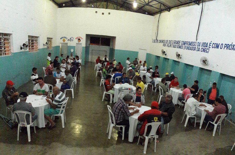 32 duplas iniciam o Torneio de Buraco da 55ª Festa da Juventude