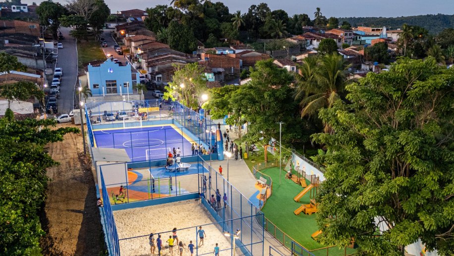 JHC entrega espaço de lazer e convivência a moradores de Rio Novo