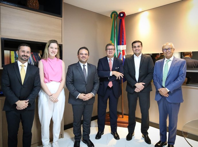 Parlamento da ALE recebe a visita do embaixador da Itália