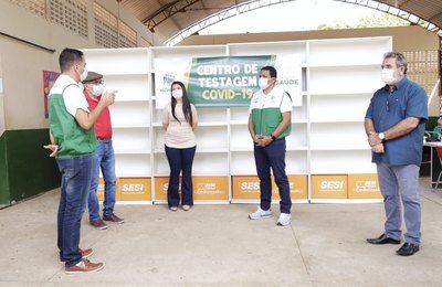 Prefeito Júlio Cezar entrega Centro de Triagem e Testagem e novos veículos para a Saúde de Palmeira