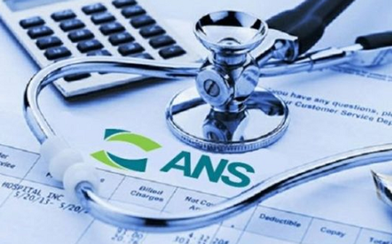 Planos de saúde mantêm negativa de cobertura de tratamentos mesmo após nova lei do rol de procedimentos