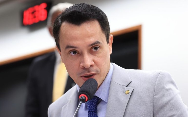 Comissão aprova previsão de criação de condomínios residenciais para pessoas idosas vulneráveis