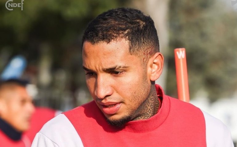 Juan Izquierdo: novo boletim médico diz que jogador está com 'quadro neurológico crítico'