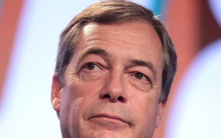 Principal defensor do Brexit declara que disputará eleições no Reino Unido e ameaça candidatura de Sunak
