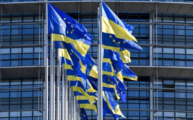 Europa e Kiev podem tentar sabotar os resultados do encontro entre Putin e Trump, diz analista