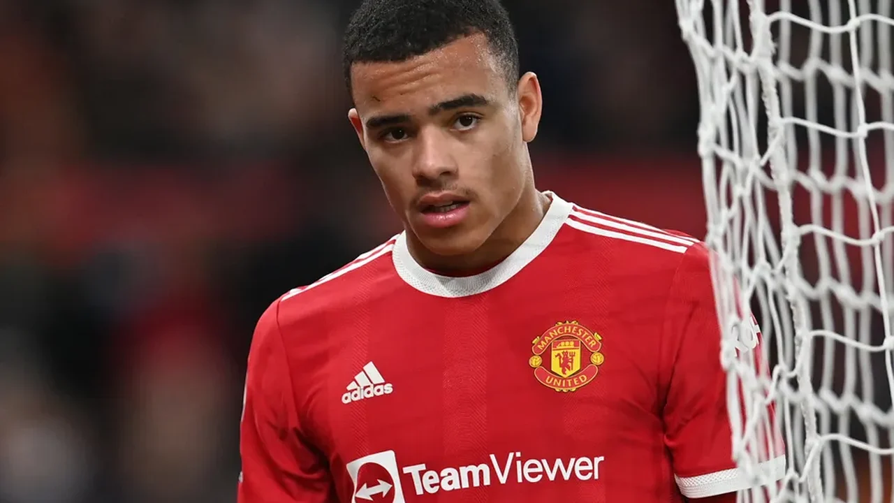 Manchester United comunica saída de Greenwood após concluir investigação interna