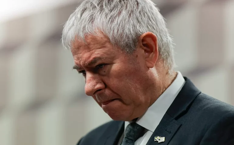 Brasil desaponta ao não condenar ataque do Irã, diz embaixador de Israel no País a rede de TV