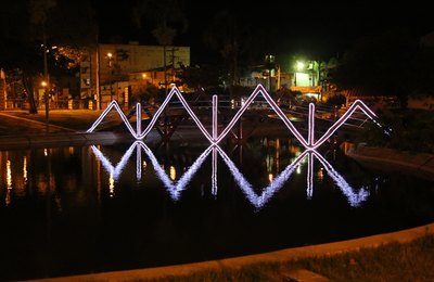 Envolta em um clima sereno, Arapiraca ganha suas luzes natalinas
