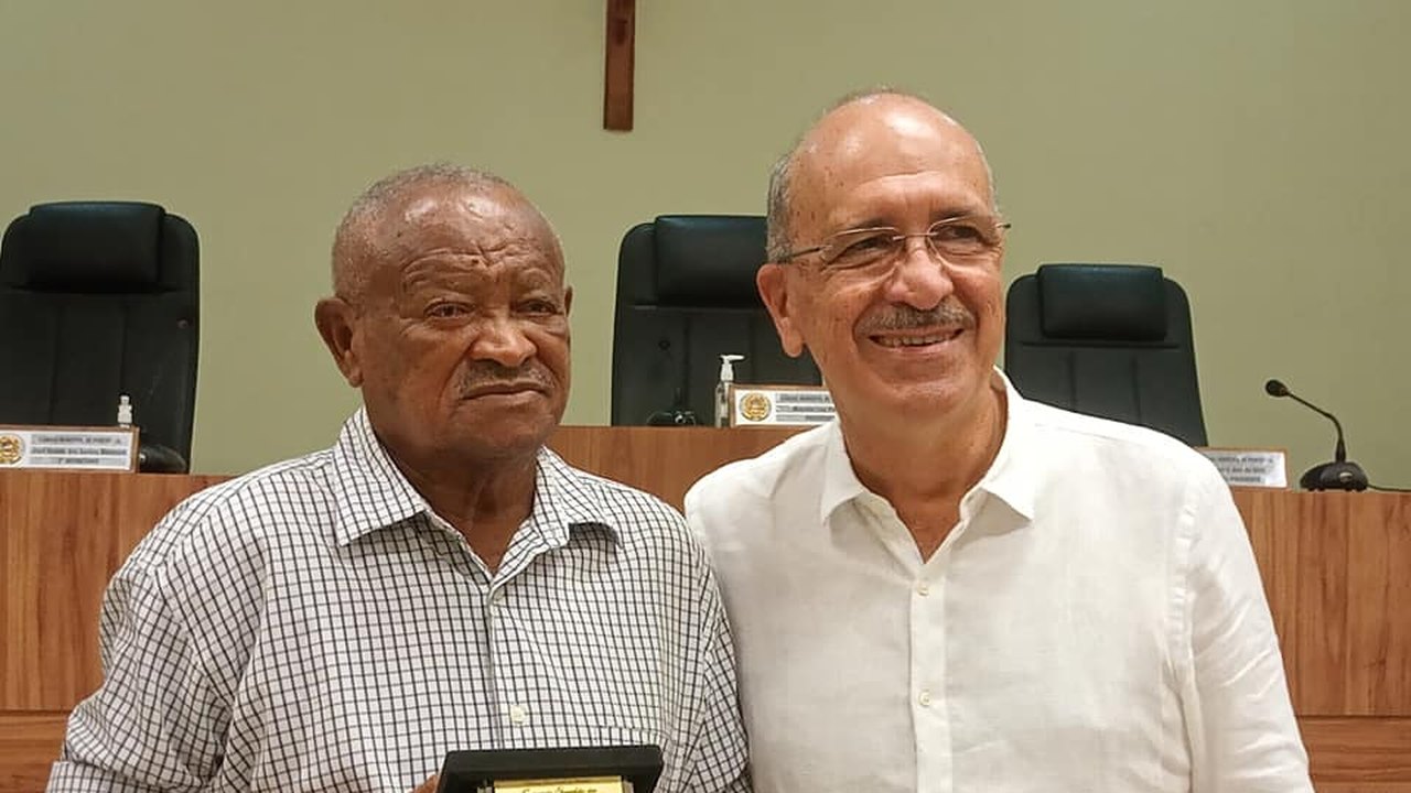 Prefeito Ronaldo Lopes decreta luto oficial pela morte do ativista Toinho Pescador