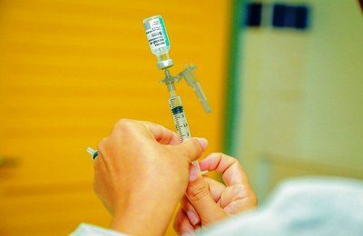 Penedo recebe lote de Coronavac para 2ª dose que estava suspensa