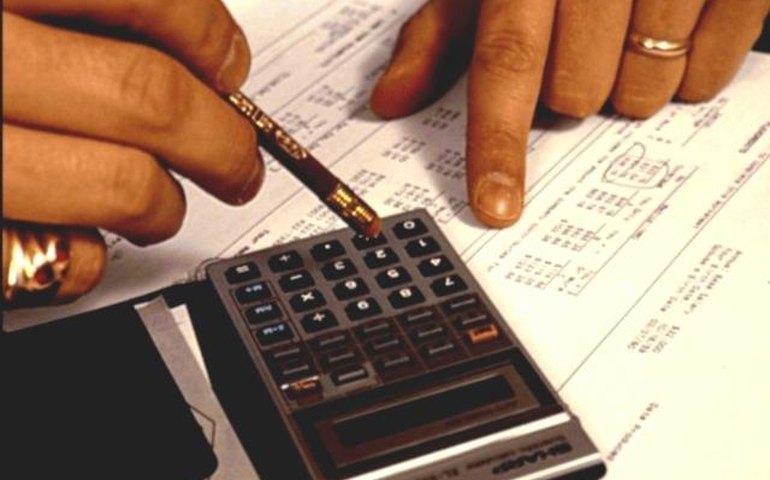 Governo negocia projeto sobre devolução de tarifas indevidas na conta de luz