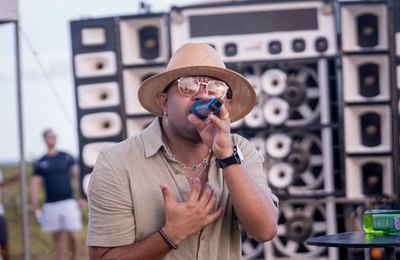 Dr. Da Seresta lança EP “Virei Meme” e aposta na mistura de romantismo e da música do Nordeste