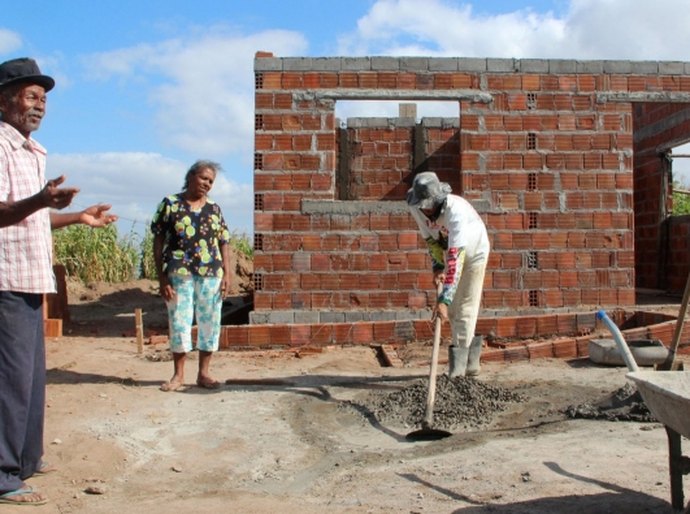 Governo de AL entrega casa em comunidade quilombola, sexta (9)