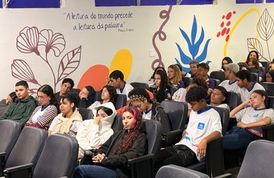 Programa Cidadania e Justiça leva debate sobre carreiras jurídicas e cidadania a estudantes do ensino médio